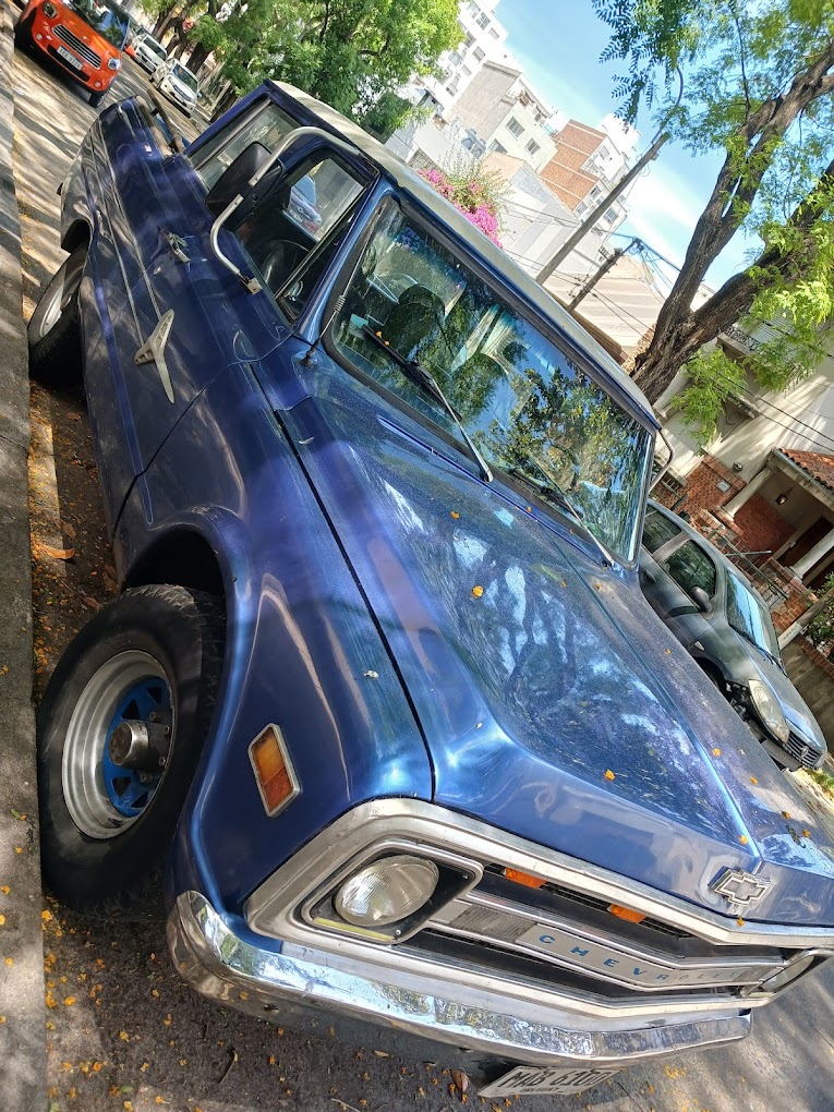 Chevrolet — detalle pintura